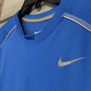 Men’s Nike Dri-Fit Tshirt-Medium